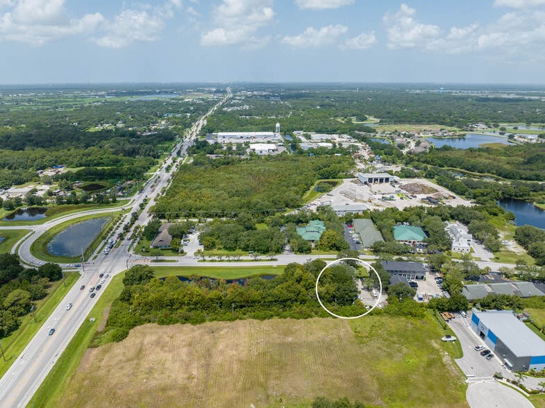 More Photos Of 31 Sarasota Center Blvd, Sarasota Office For Lease
