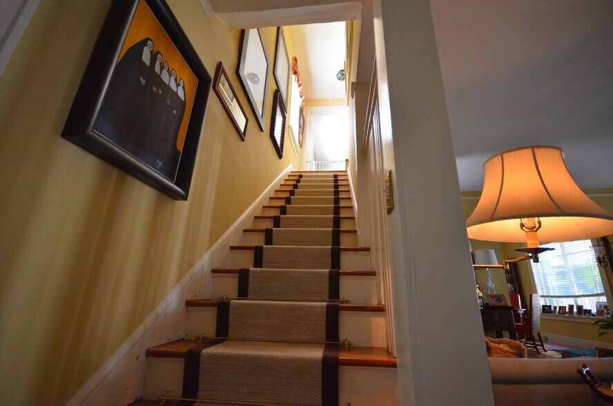 More Photos Of 334 NE 26th Ter, Miami Specialty For Sale