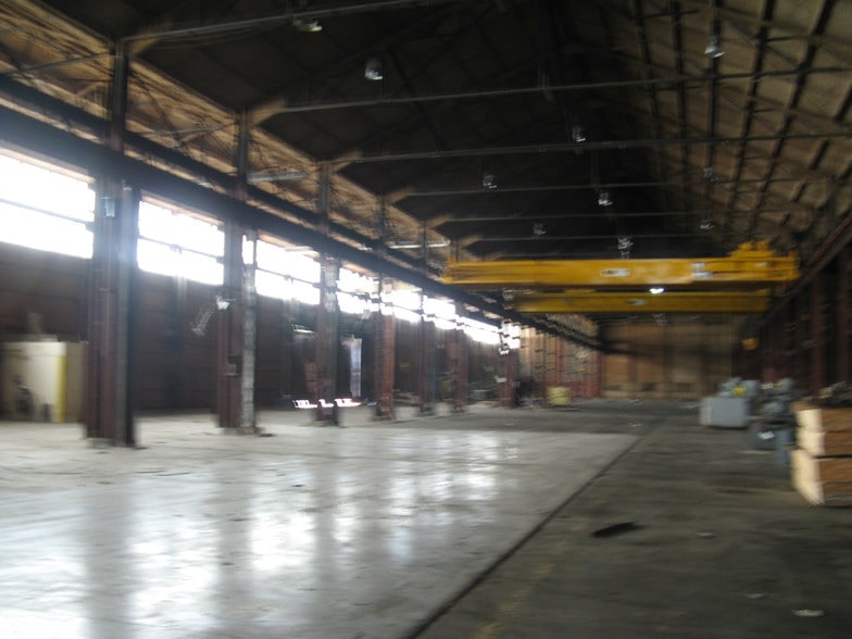 More Photos Of 1199 Thomas St, Memphis Warehouse For Sale