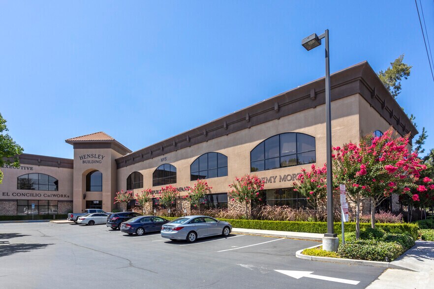 More Photos Of 1215 W Center St, Manteca Office For Lease