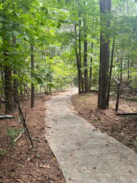 More Photos Of 2662 Thompson Mill Rd, Buford Religious Facility For Sale