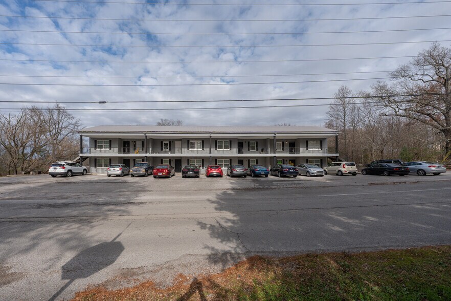 More Photos Of 2465 Benton Young Rd, Cookeville Apartments For Sale