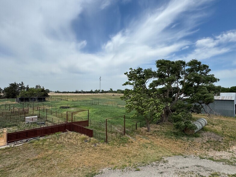 More Photos Of 914 N Burmac Rd, Burrton Land For Sale