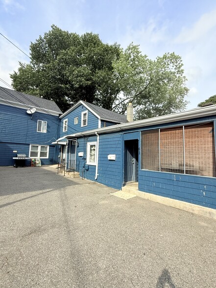 More Photos Of 61-75 Bingley Ter, Johnston Apartments For Sale