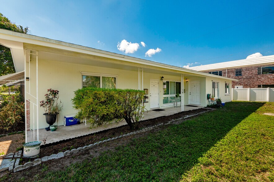 More Photos Of 321 SE 1st Ave, Pompano Beach Multifamily For Sale