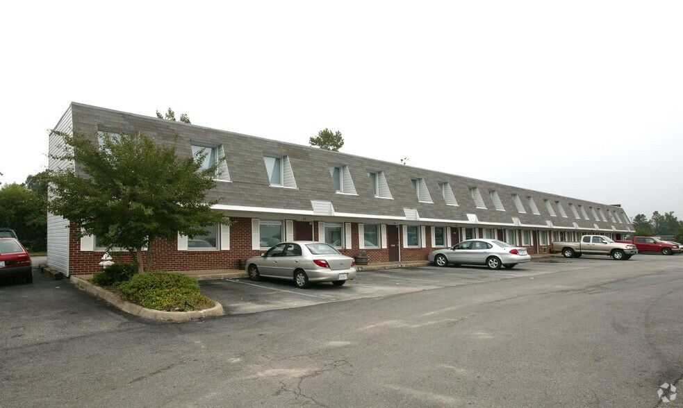 More Photos Of 801 Butler St, Chesapeake Light Manufacturing For Sale