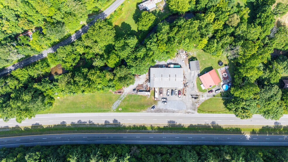 More Photos Of 5560 Highway 19 E, Hampton Manufacturing For Sale