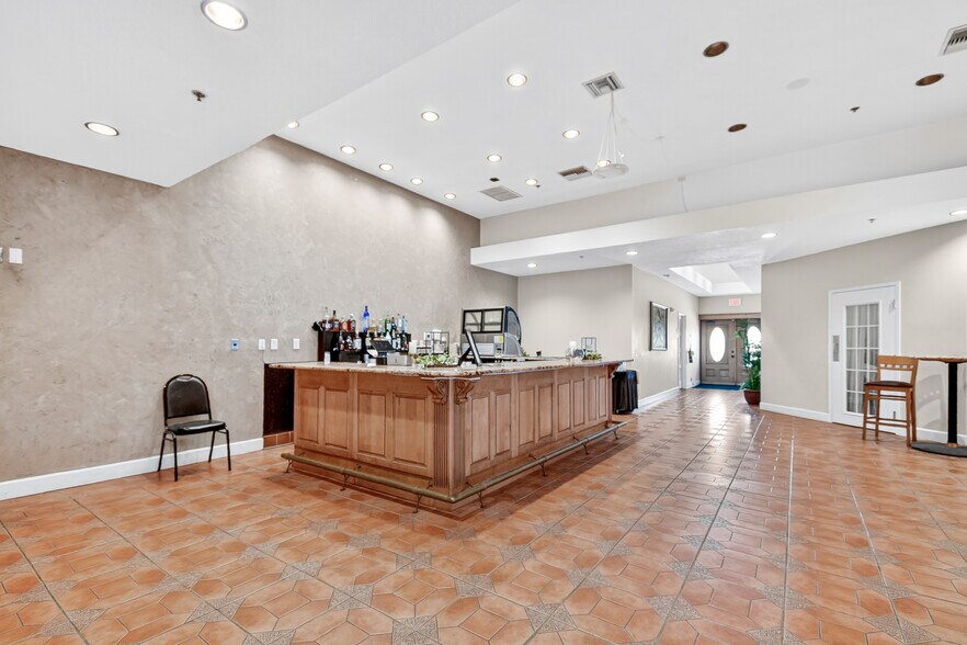 More Photos Of 1915 A1A S, Saint Augustine Restaurant For Lease