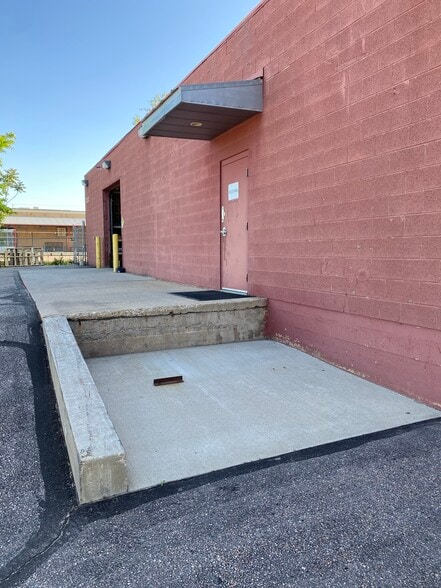 More Photos Of 951 Vallejo St, Denver Warehouse For Sale