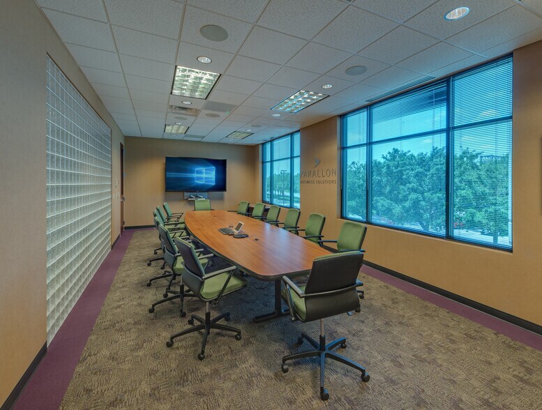 More Photos Of 8101 W Sam Houston Pky S, Houston Office For Sale