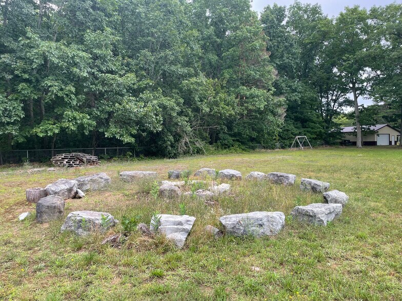 More Photos Of 52 Nestle Dr, Fulton Lodge Meeting Hall For Sale