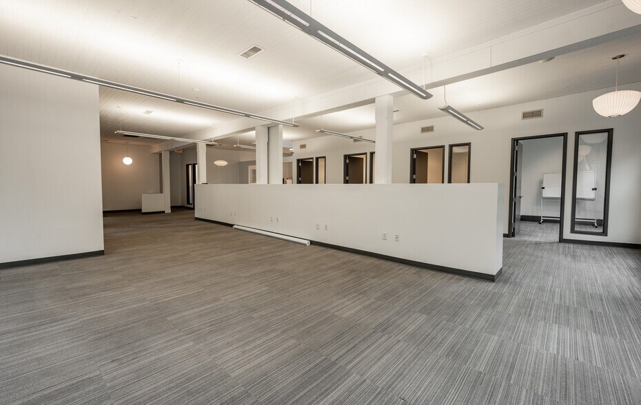 More Photos Of 401 E Chapel Hill St, Durham Storefront Retail Office For Sale