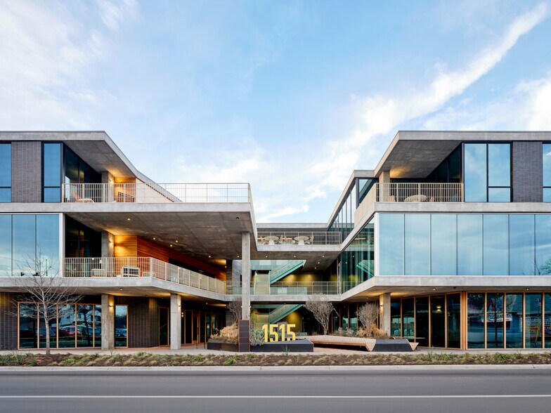 More Photos Of 1515 E Cesar Chavez St, Austin Coworking Space