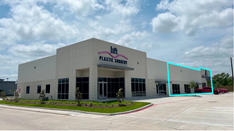 Primary Photo Of 410 Genesis Blvd, Webster Flex For Lease