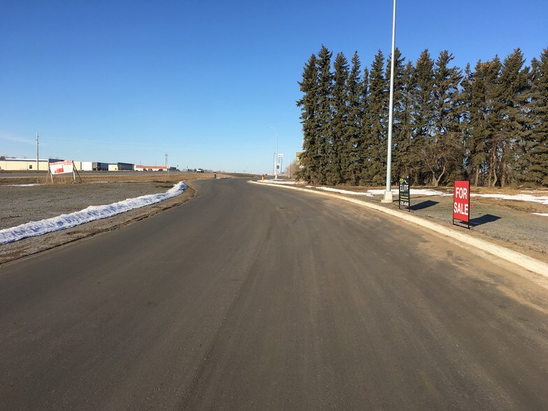 More Photos Of 710 SE 74th St, Minot Land For Sale