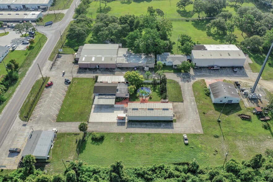 More Photos Of 9226 Denton Ave, Hudson Industrial For Sale