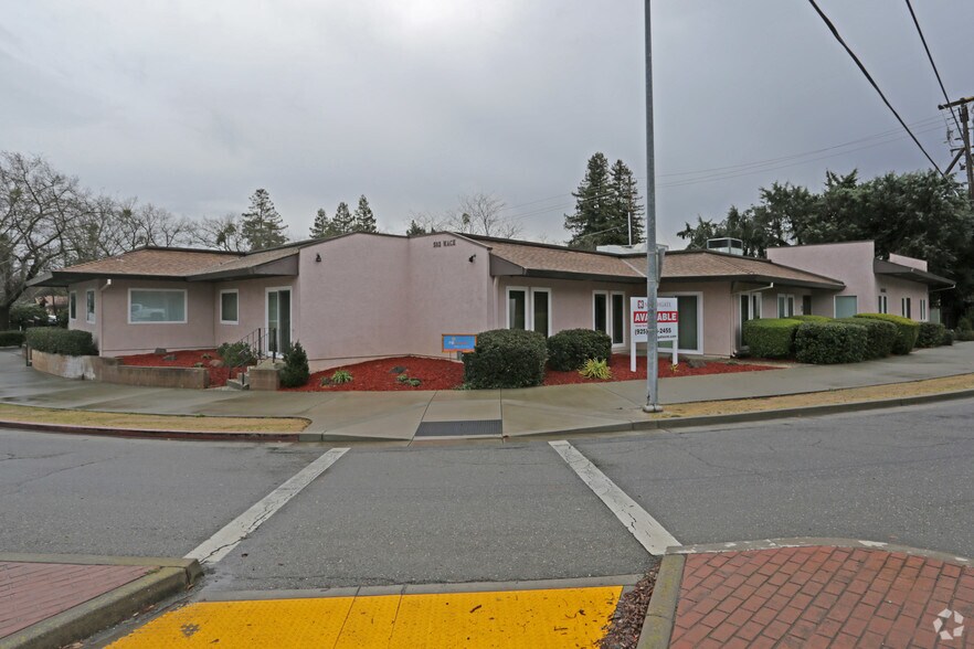 502 Mace Blvd, Davis, CA 95618 Office For Lease