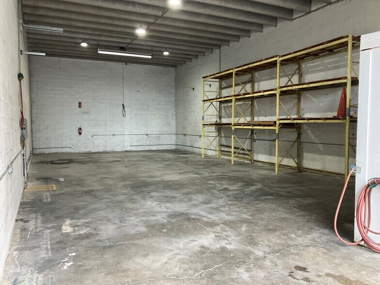 More Photos Of 10835-10855 SW 188th St, Miami Warehouse For Sale