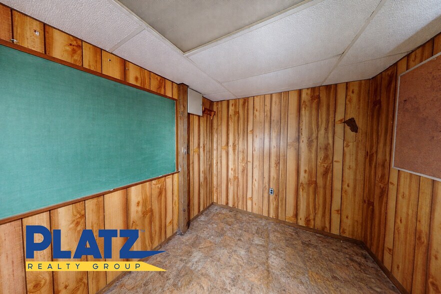 More Photos Of 6436 Belmont Ave, Girard Storefront Retail Office For Lease