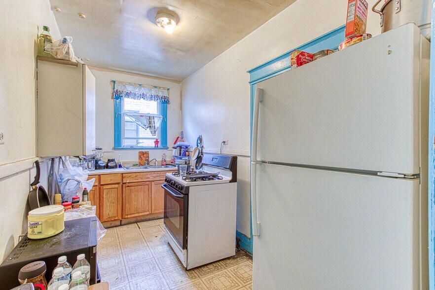 More Photos Of 423 W Grand Blvd, Detroit Apartments For Sale