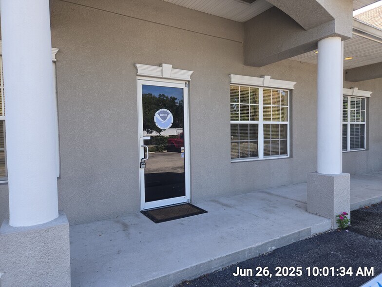 More Photos Of 2314-2326 S Parsons Ave, Seffner Office For Lease