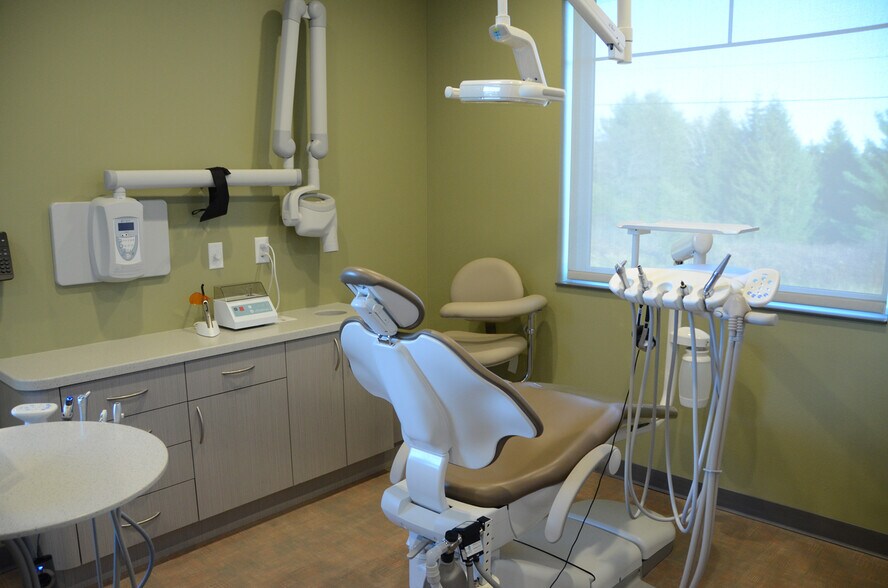 More Photos Of 840 Bear Paw Ave, Rice Lake Medical For Sale