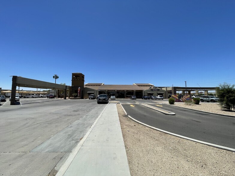 More Photos Of 2828 S Country Club Dr, Mesa General Retail For Sale