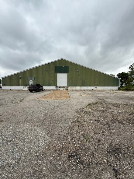 More Photos Of 10060 Highway 178, Olive Branch Warehouse For Lease