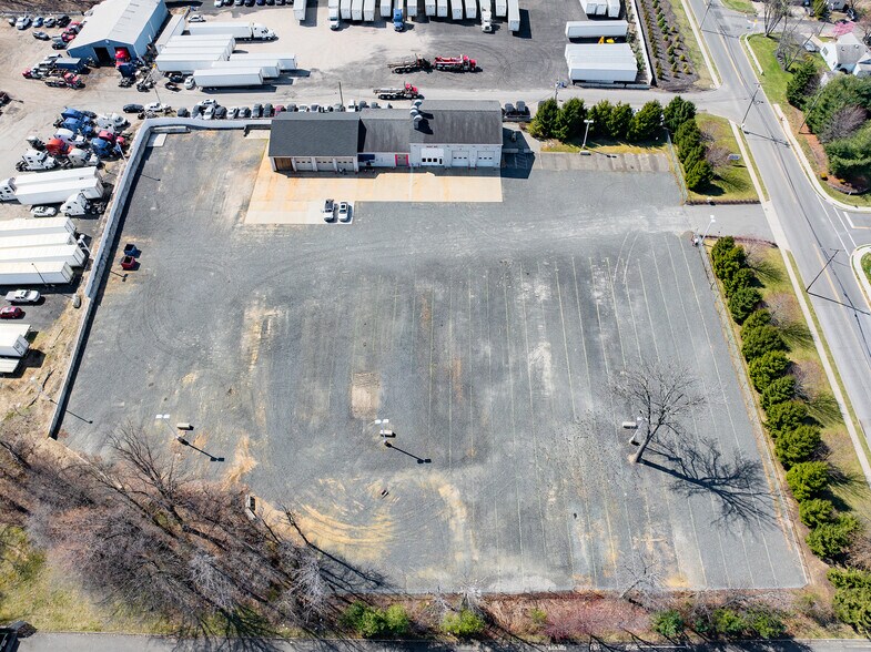 More Photos Of 379 County Rd, Cliffwood Land For Lease