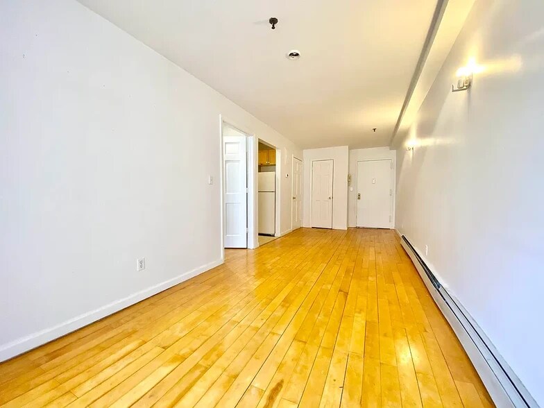 More Photos Of 3074-3076 30th St, Astoria Apartments For Sale