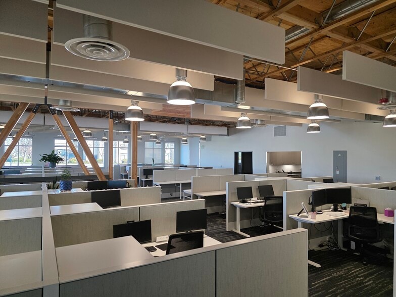 More Photos Of 2713 N 20th Ave, Pasco Office For Lease