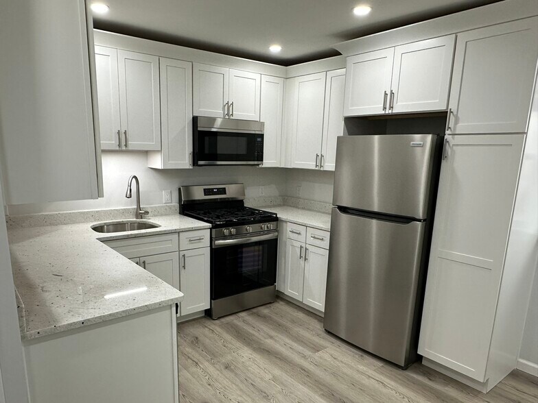 More Photos Of 3103 Veeder Ave, Toms River Office Residential For Sale