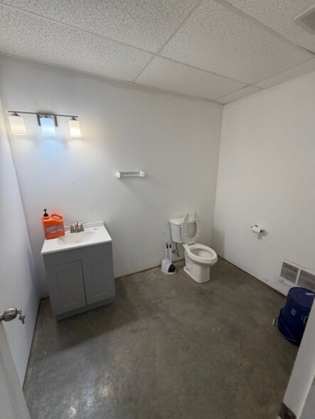 More Photos Of 10390 State st, Harrison Warehouse For Sale
