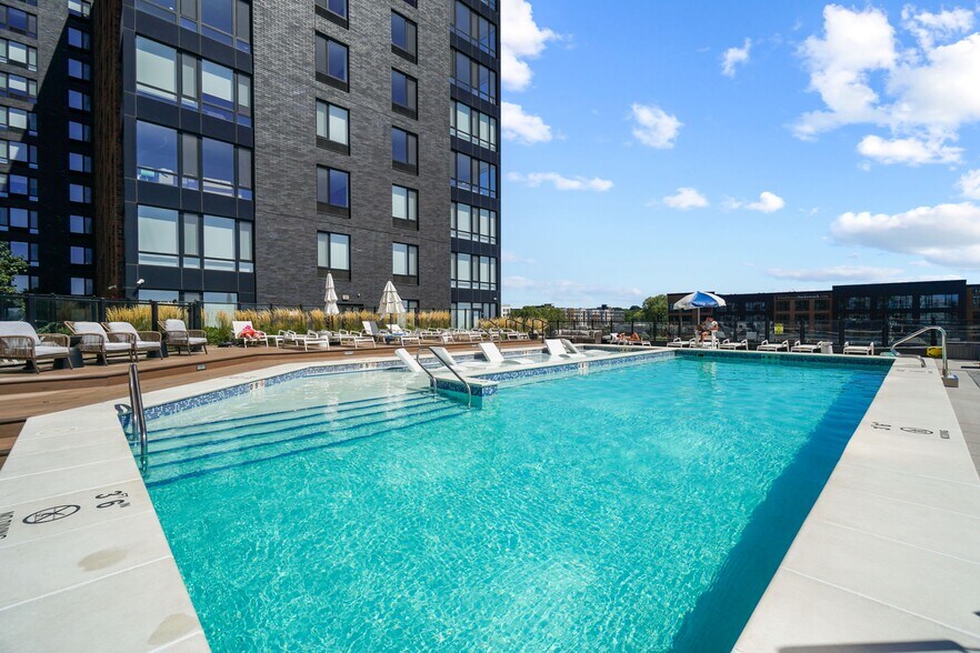 More Photos Of 150 Main St, Hackensack Apartments For Lease