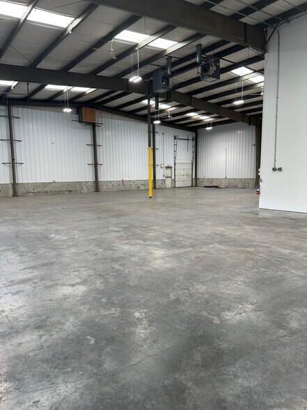 More Photos Of 55 Ballou Blvd, Bristol Manufacturing For Lease