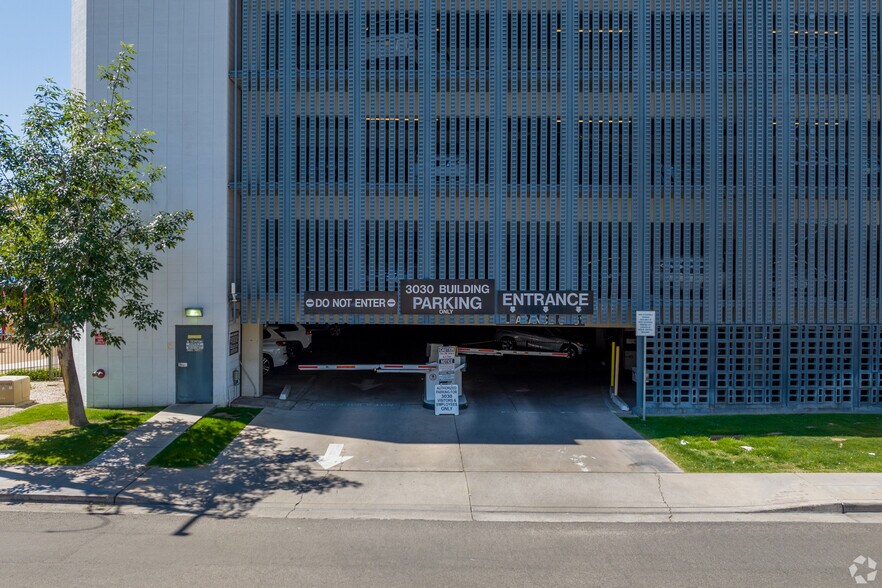 More Photos Of 3030 N Central Ave, Phoenix Office For Lease