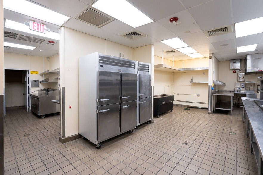 More Photos Of 3162 S Atlantic Ave, Daytona Beach Shores Restaurant For Lease