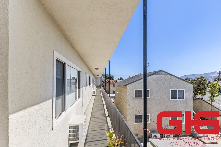 More Photos Of 1052 Elm Ave, Glendale Apartments For Sale