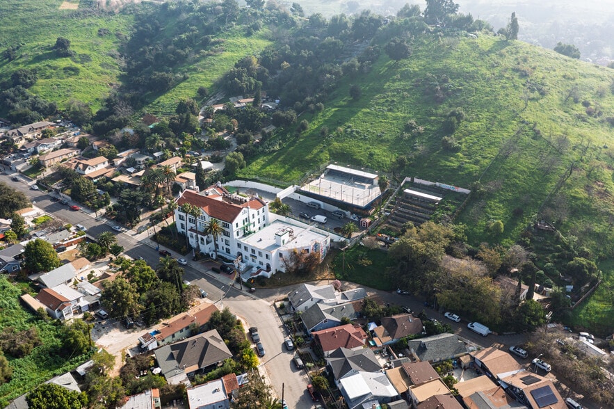 More Photos Of 234 E Avenue 33, Los Angeles Schools For Sale