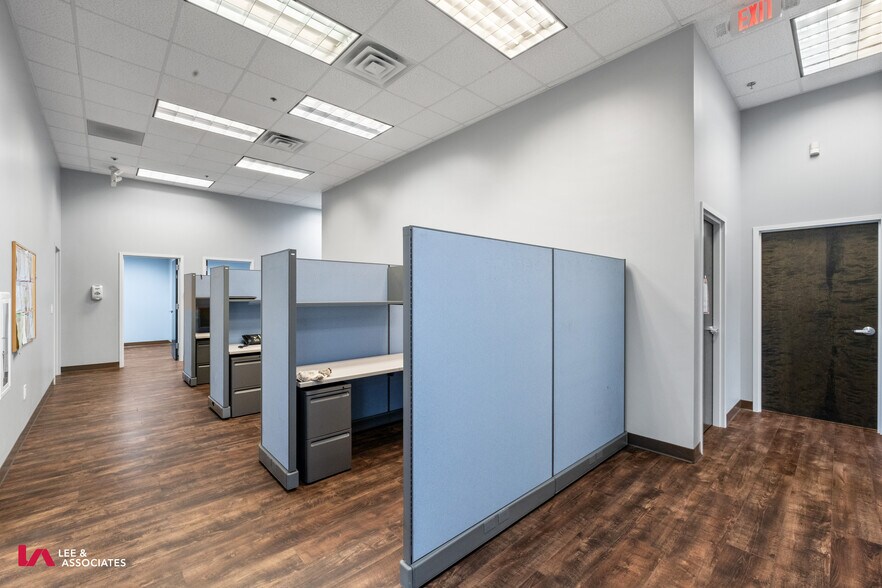 More Photos Of 2510 Mill Center Pky, Buford Distribution For Lease
