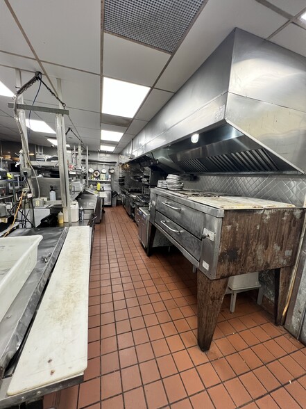 More Photos Of 9415 Main St, Clarence Freestanding For Sale