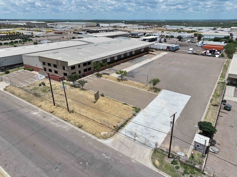 Primary Photo Of 14610 Atlanta Dr, Laredo Warehouse For Lease