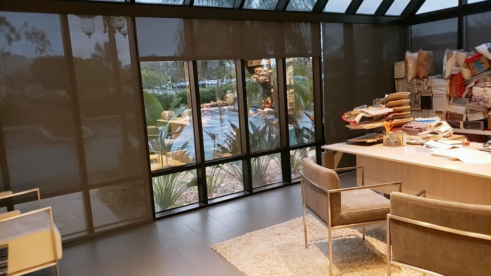 More Photos Of 14 Vanderbilt, Irvine Warehouse For Lease