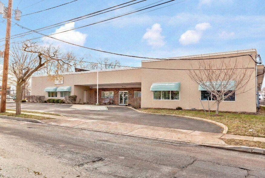 Primary Photo Of 1805 Princeton Ave, Trenton Daycare Center For Sale
