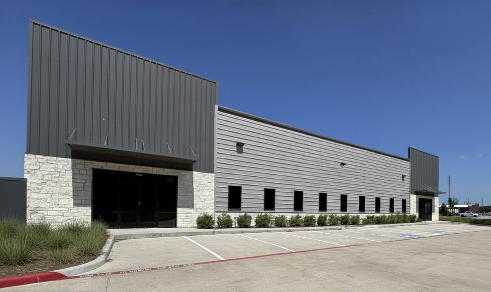 Primary Photo Of 4551-A E Richey Rd, Humble Warehouse For Lease