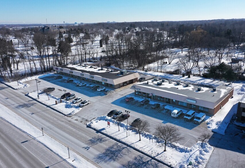 More Photos Of 13625-13735 W Capitol Dr, Brookfield Storefront Retail Office For Sale