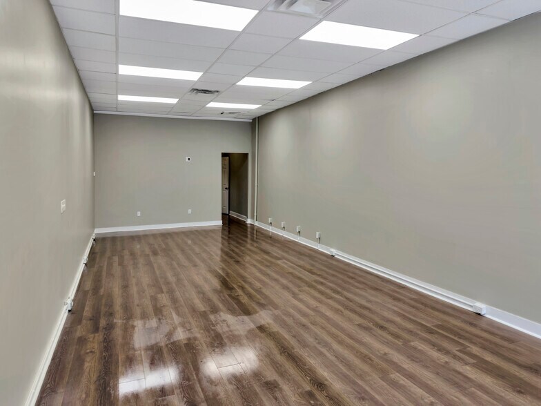 More Photos Of 564-566 Columbia Rd, Dorchester Storefront Retail Residential For Lease