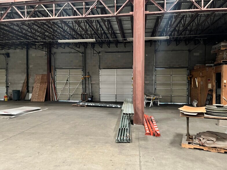 More Photos Of 450 E 2200 S, Salt Lake City Warehouse For Lease