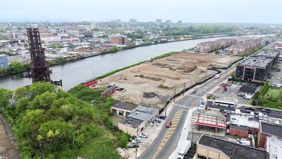 More Photos Of 9 Passaic Ave, Kearny Warehouse For Sale