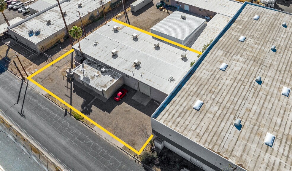 More Photos Of 1411 E Hadley St, Phoenix Warehouse For Lease